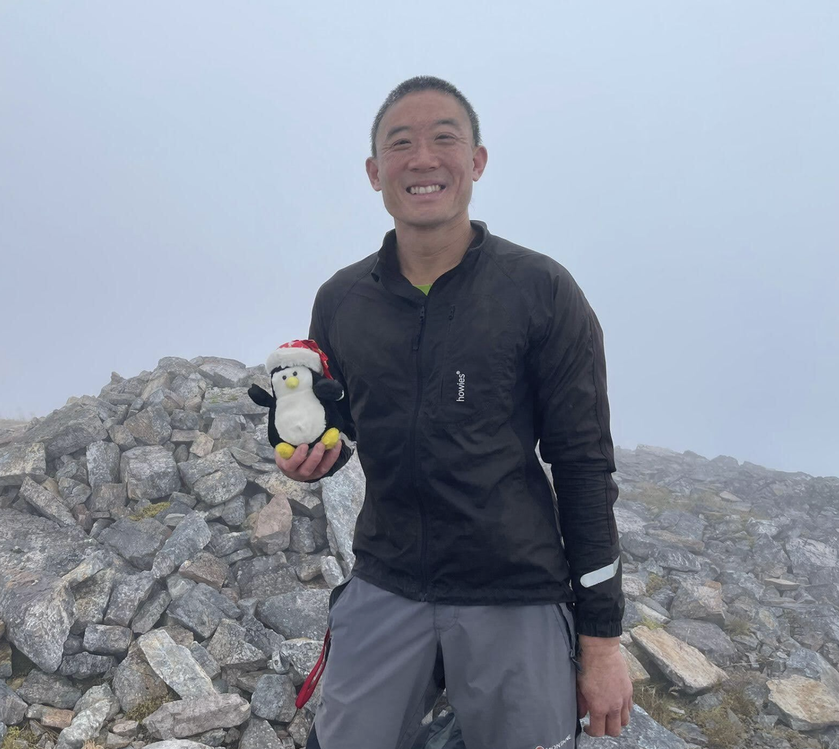 Photo of Simon Li with link to RSE Story