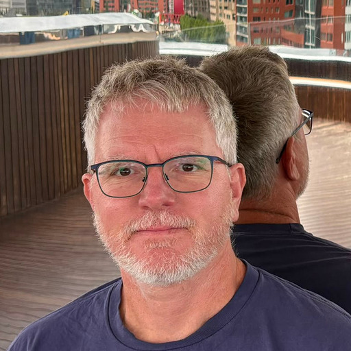 Photo of Stephen Thompson